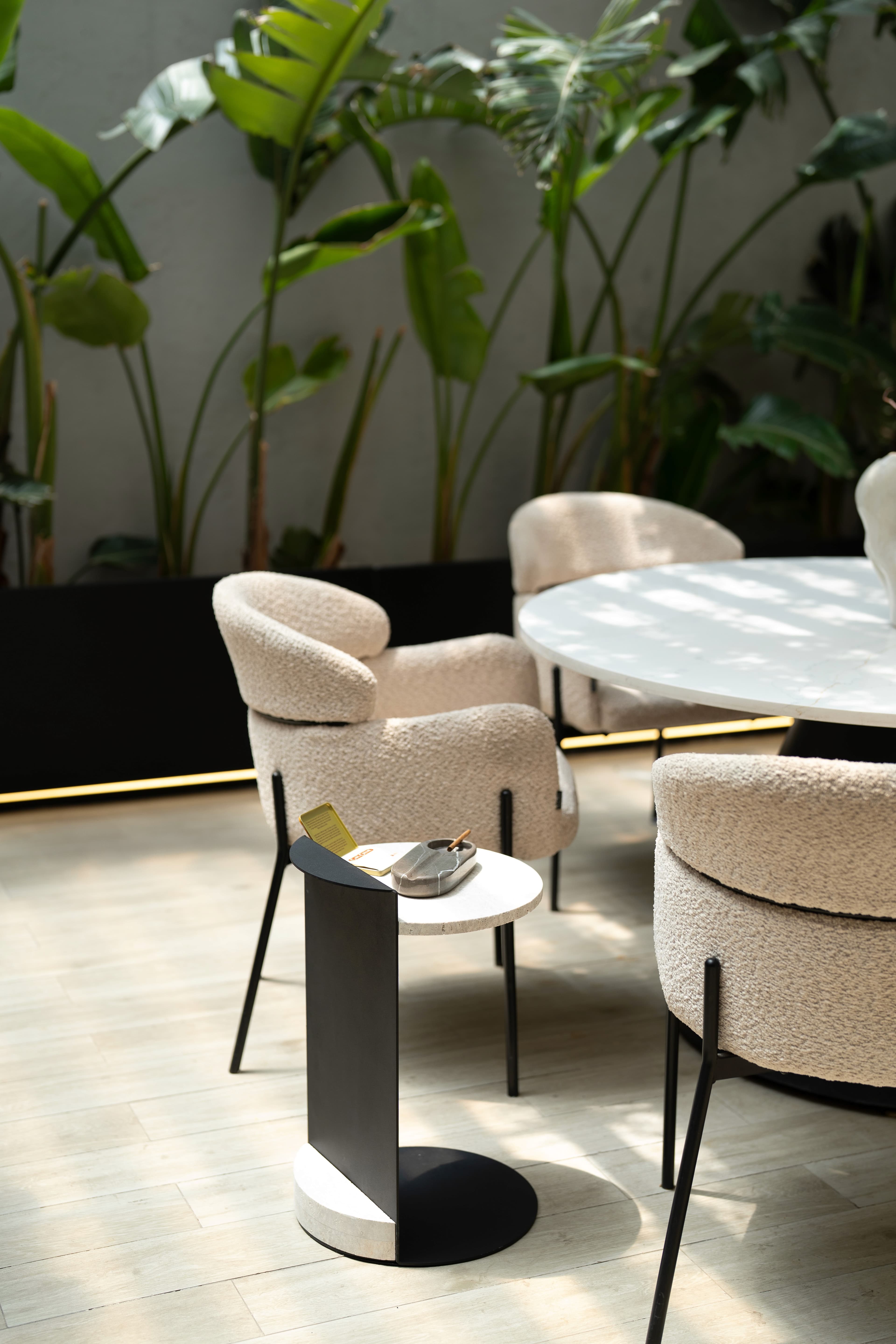 Black Linea product image 3