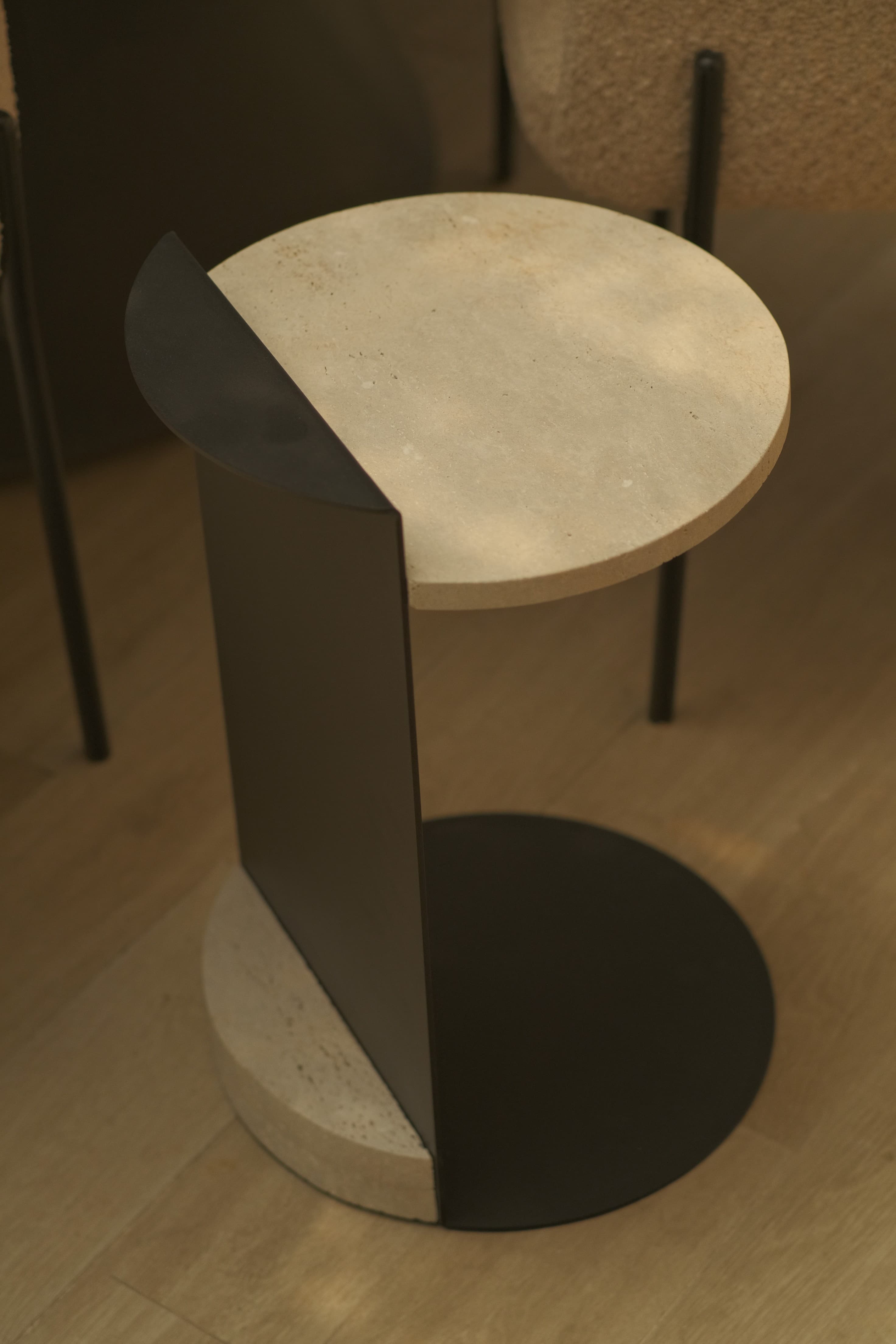 Black Linea product image 4